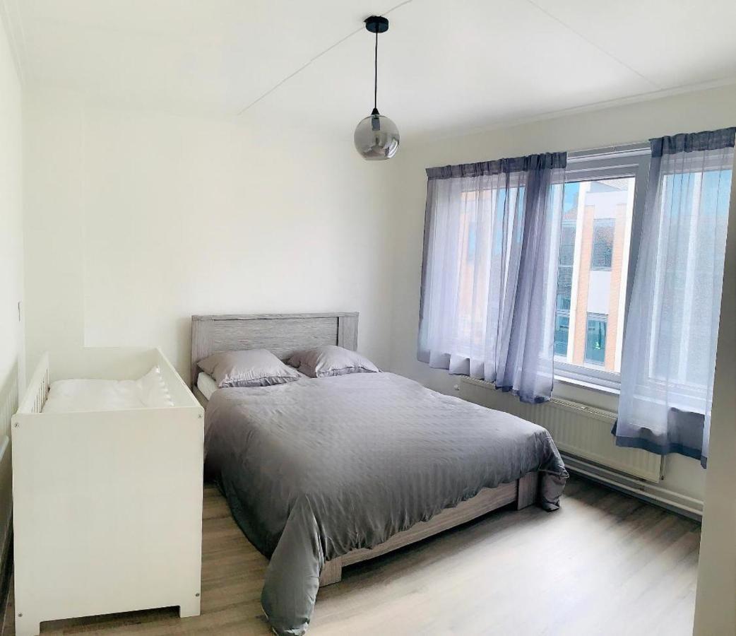 Cosy House In The Heart Of The Center! Apartment Oostburg Ngoại thất bức ảnh