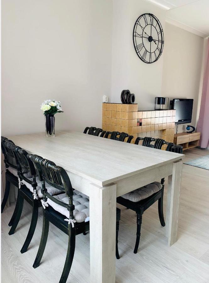 Cosy House In The Heart Of The Center! Apartment Oostburg Ngoại thất bức ảnh